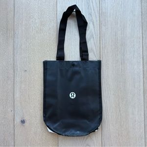 🆕 Lululemon Small Black Shopping Gift Bag